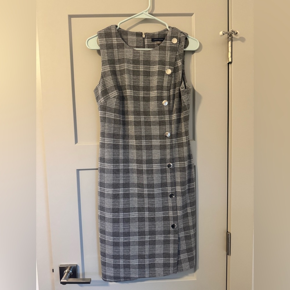 Tommy Hilfiger Dress Size 4